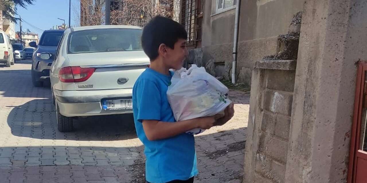 Konyalı küçüklerden büyük hareket! İhtiyaç sahiplerini unutmadılar