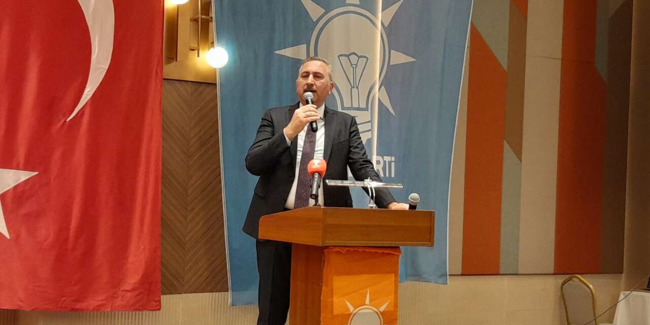 Eski Bakan Abdülhamit Gül, Konya’da savunma sanayisi vurgusu yaptı