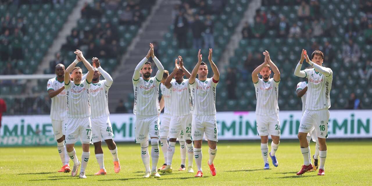 Konyaspor, haftalar sonra 3 puanı Kocaeli'de kaptı!