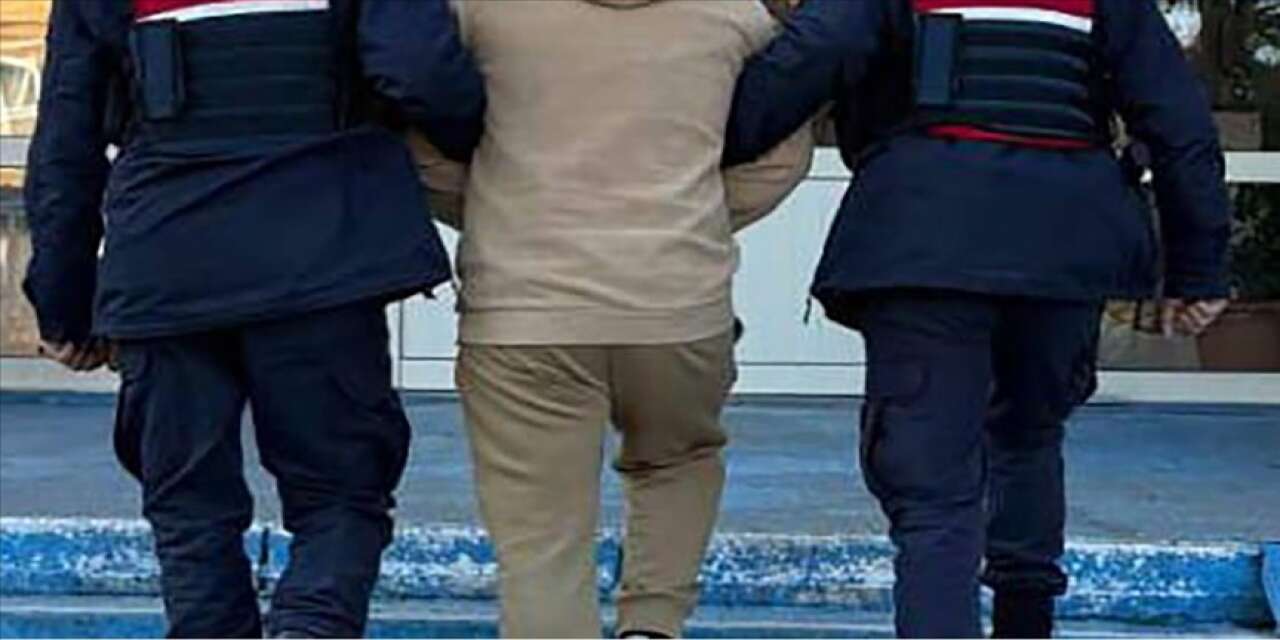 Kırmızı bültenle aranan 18, ulusal seviyede aranan 27 suçlu Türkiye'ye getirildi