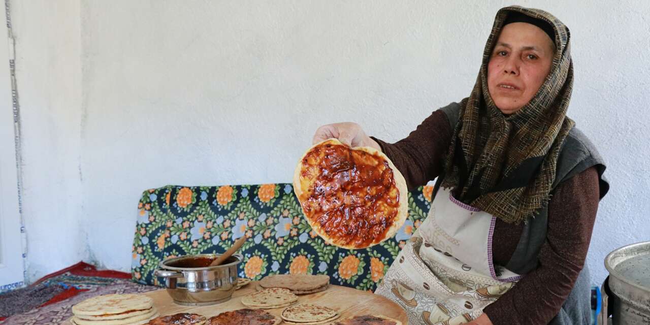 Konya’da asırlık bayram geleneği: Külçe tatlısı