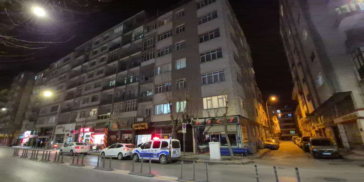 Apartman dairesinde şüpheli ölüm! Soruşturma başlatıldı