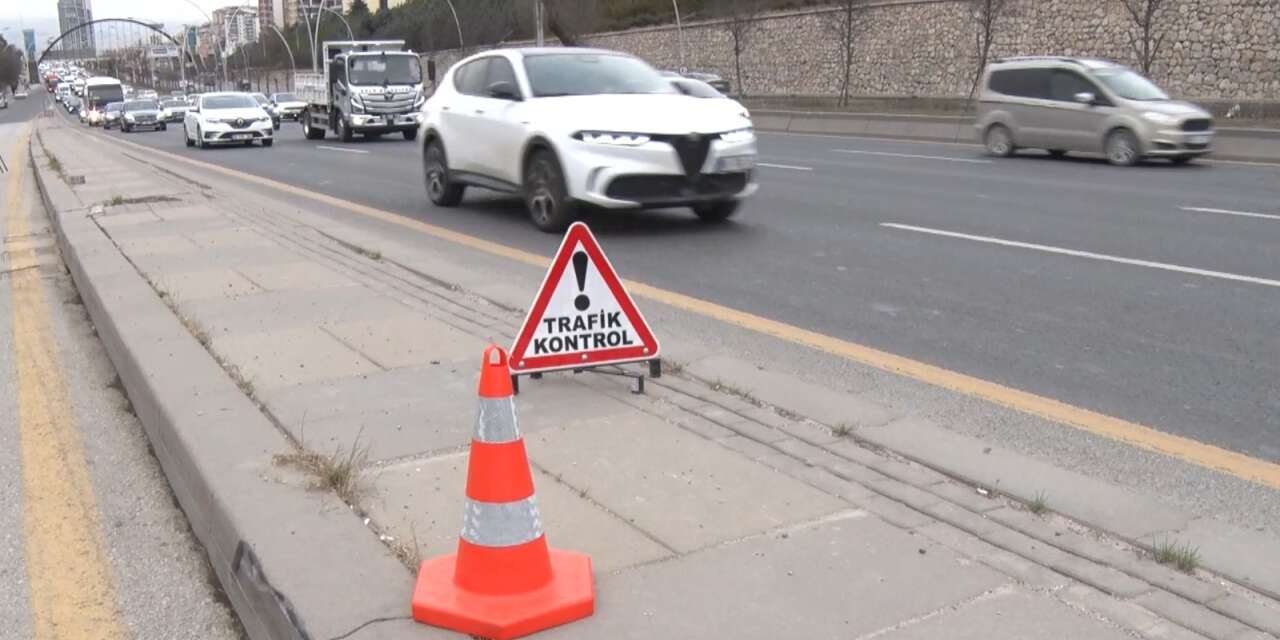 Sürücüler dikkat! Konya yolunda denetim başladı