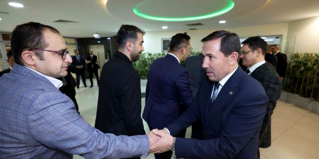 Karatay Belediyesi’nde bayramlaşma coşkusu yaşandı