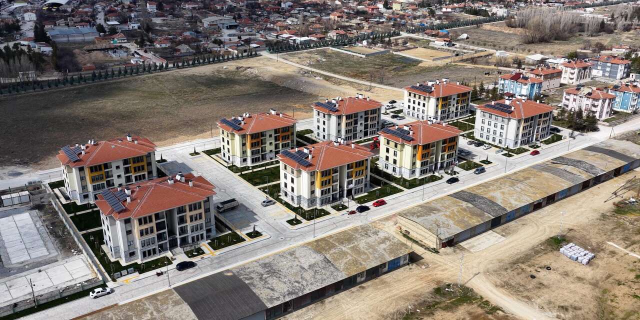 Konya’da İlk Evim Projesi’yle yuvalarına kavuşanlar çifte bayram yapacak