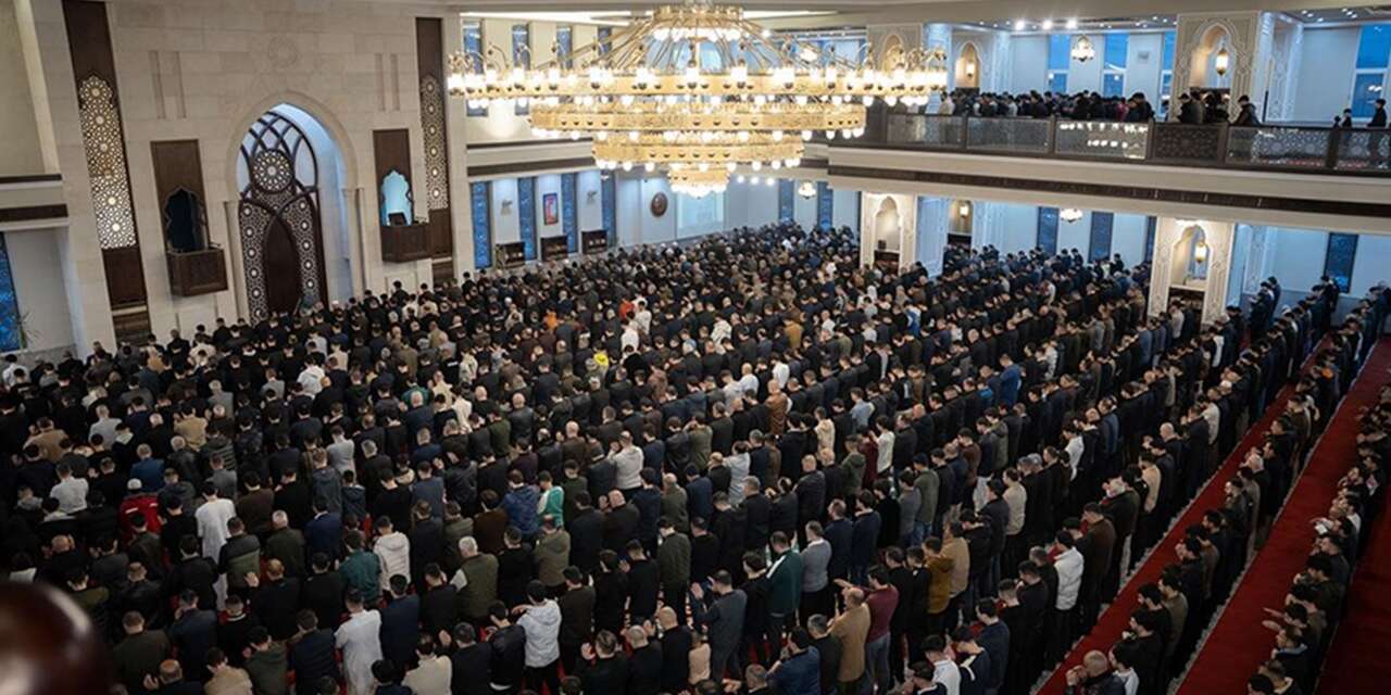 Tüm dünyada Ramazan Bayramı Coşkusu yaşanıyor