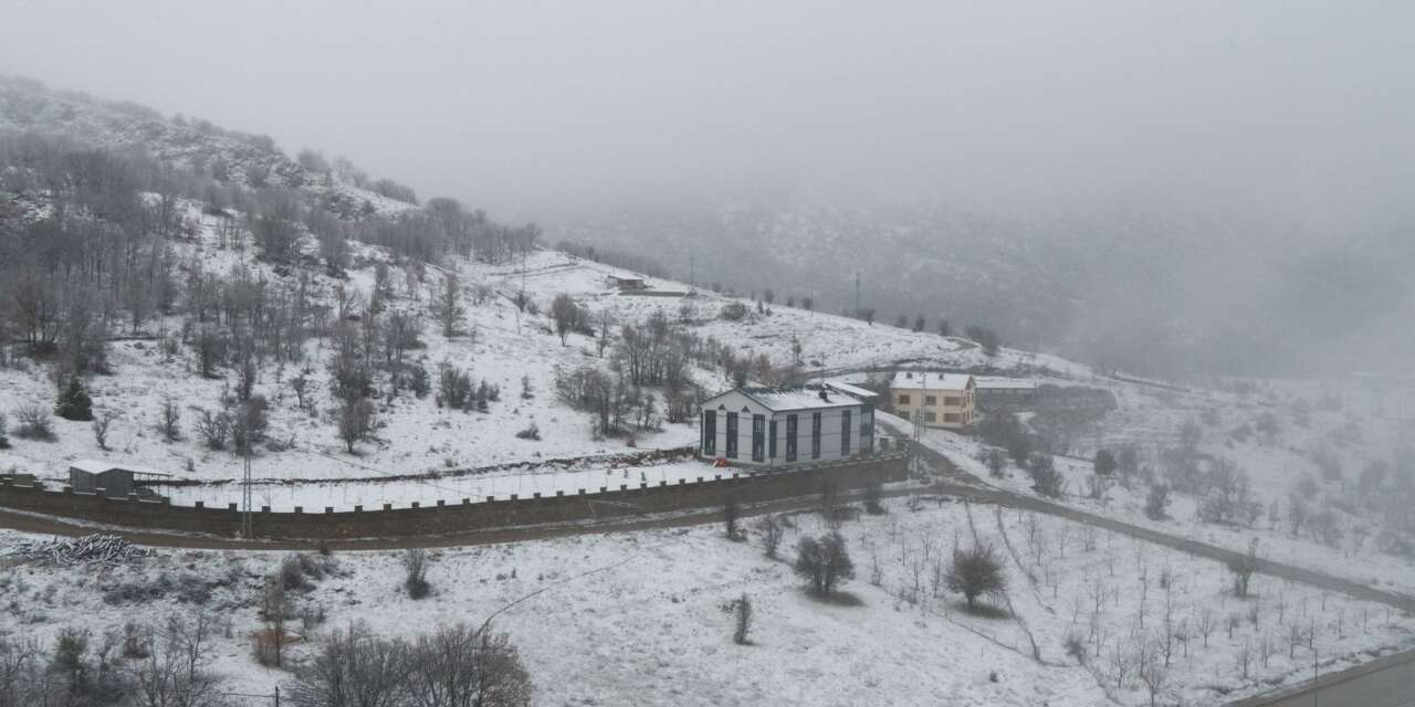Konya’da bayram bereketi! Bir ilçede kar yağışı başladı