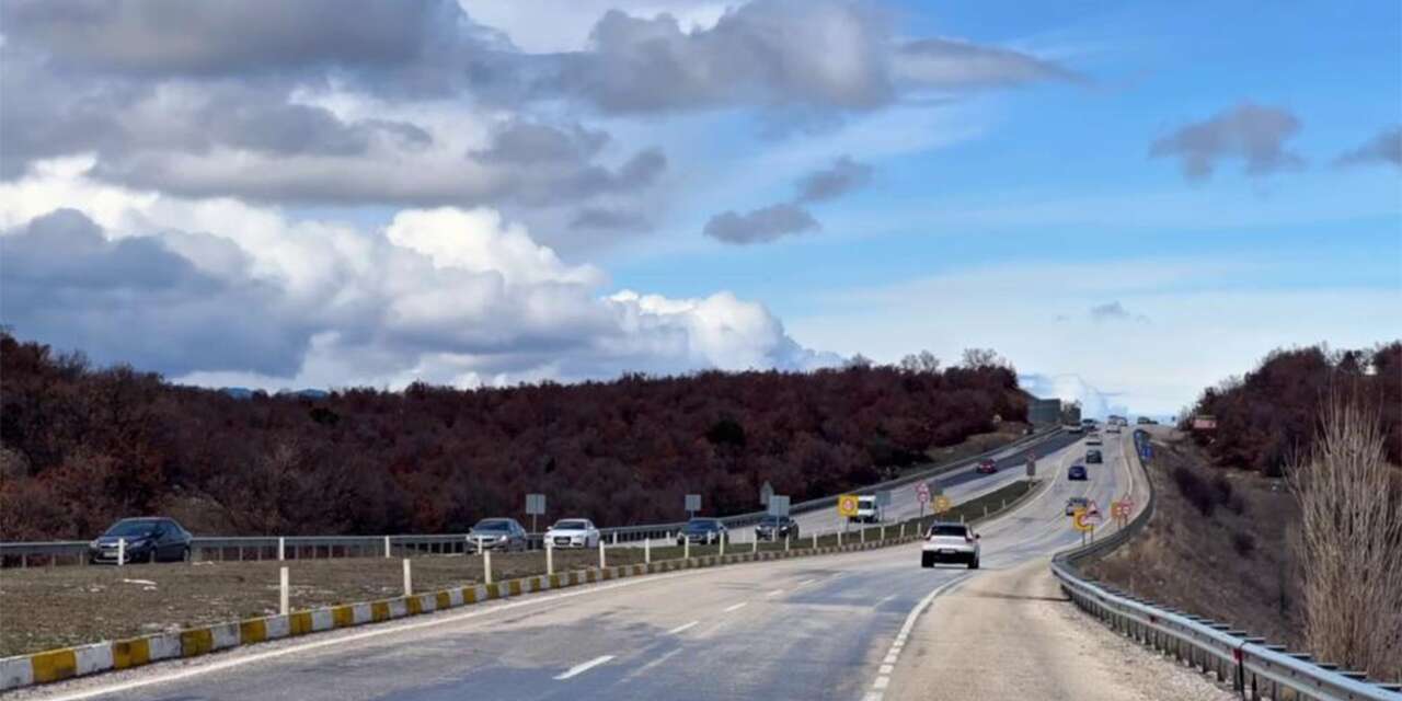 Yeni Konya-Antalya yolunda bayram dönüşü yoğunluğu başladı