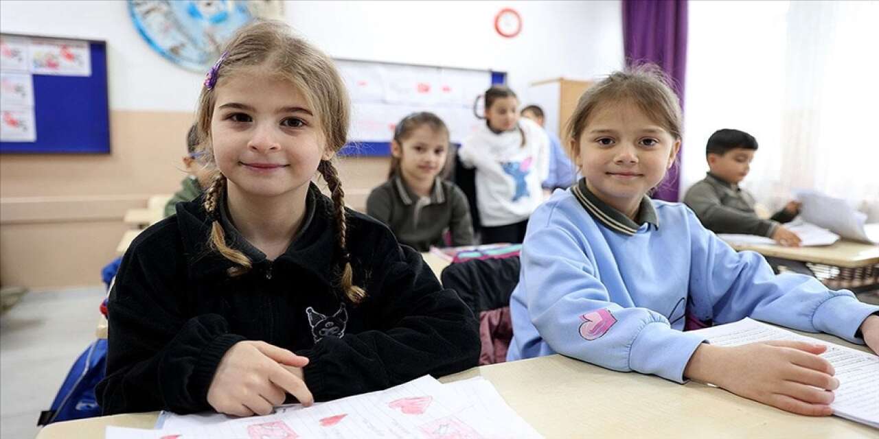 Ara tatil bitti, okullarda ders zili çaldı