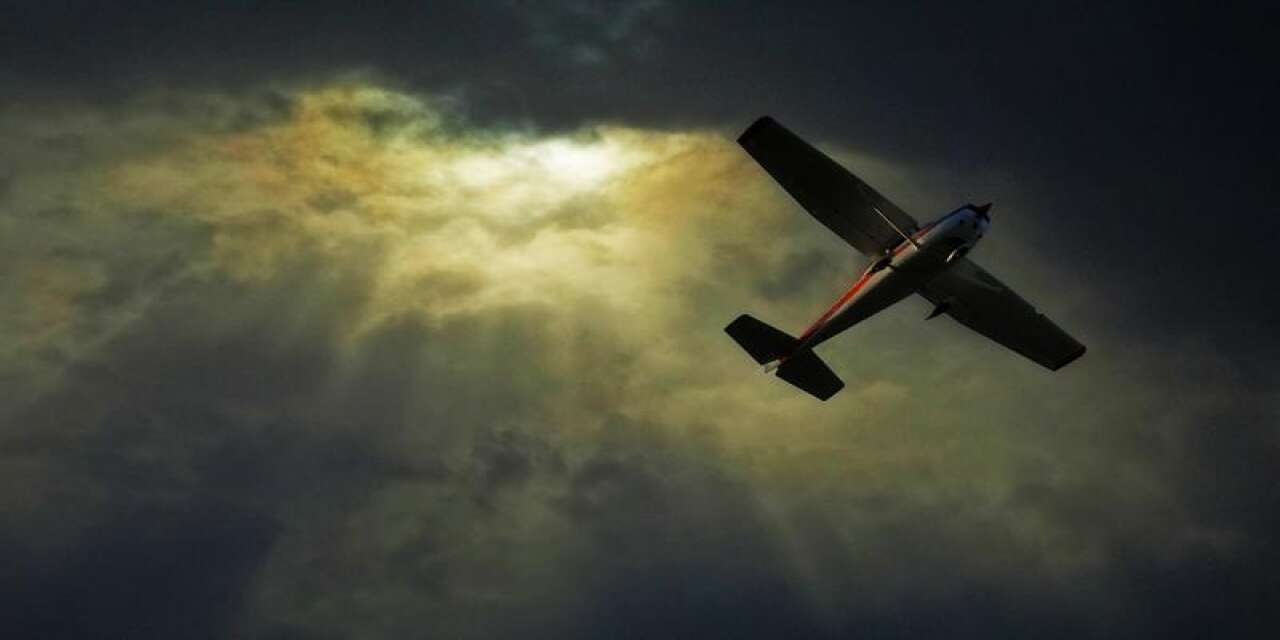 Kolombiya'da askeri uçak düştü