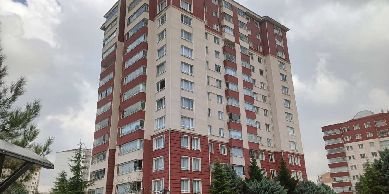 Öğretmen ile kızı ölü bulundu! İddialar vahim