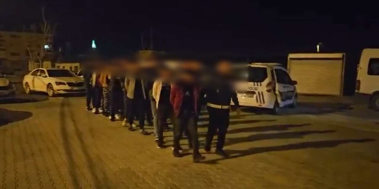 Konya’da göçmen konvoyuna gece baskını