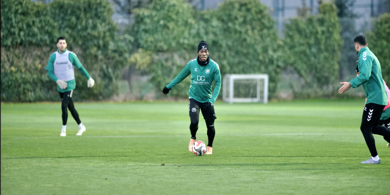 Yüzlerin güldüğü Konyaspor'da Samsunspor mesaisi başladı