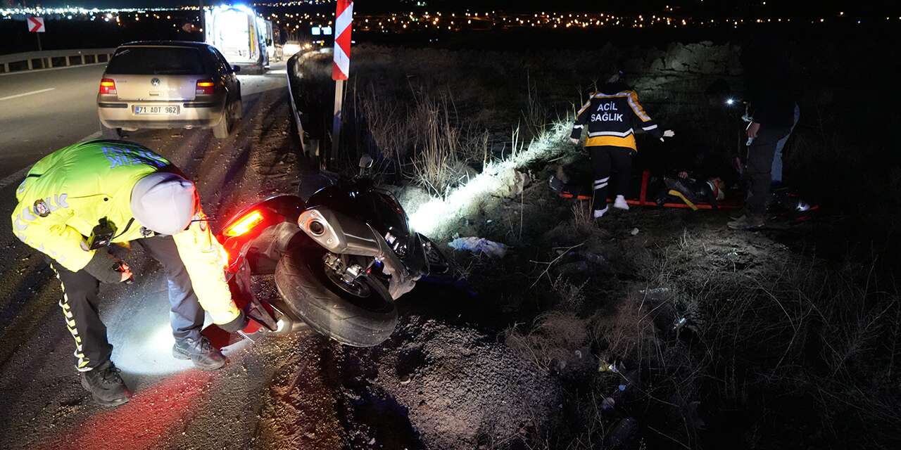 Dayı-yeğen birbirlerine çarpıp kaza yaptı