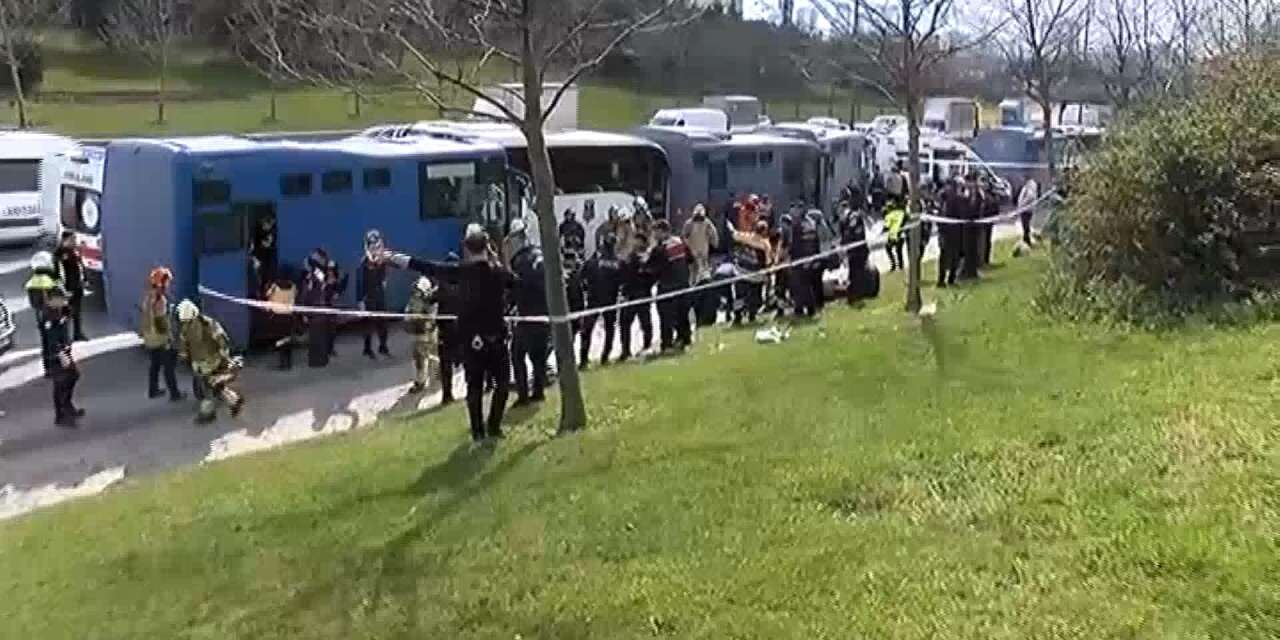 4 cezaevi sevk aracı kaza yaptı! Çok sayıda jandarma yaralı