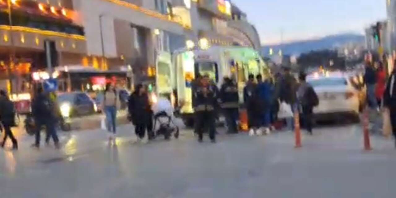 Bebek arabasına motosiklet çarptı! Minik Arya hayatını kaybetti