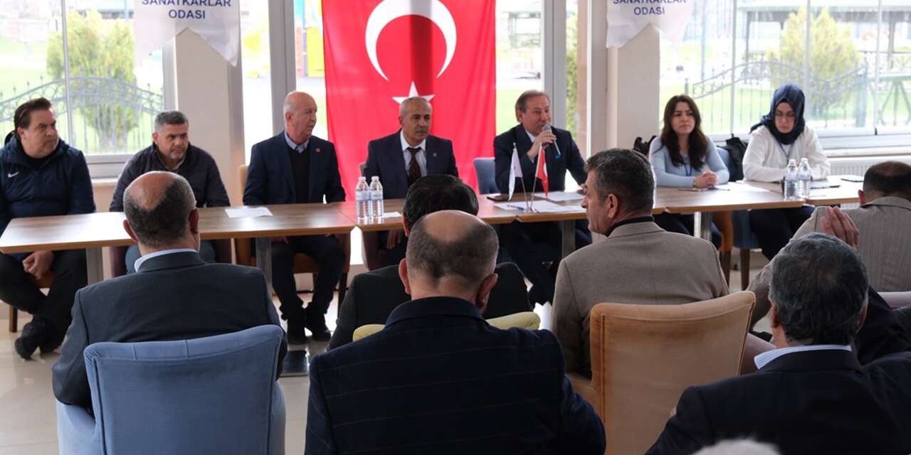 Derebucak esnafı sandık başına gitti! Başkan Kenan Almaz güven tazeledi