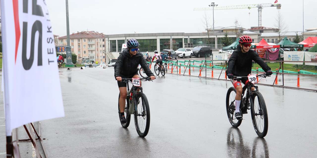 Konya Gençlik Spor Kulübü’nden Ayça Erdoğan milli takıma seçildi