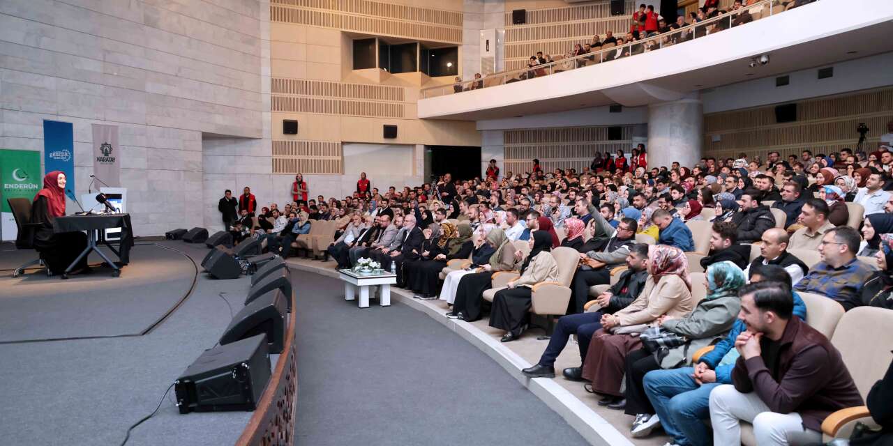 Konya’da umre ödüllü eğitim programı başladı
