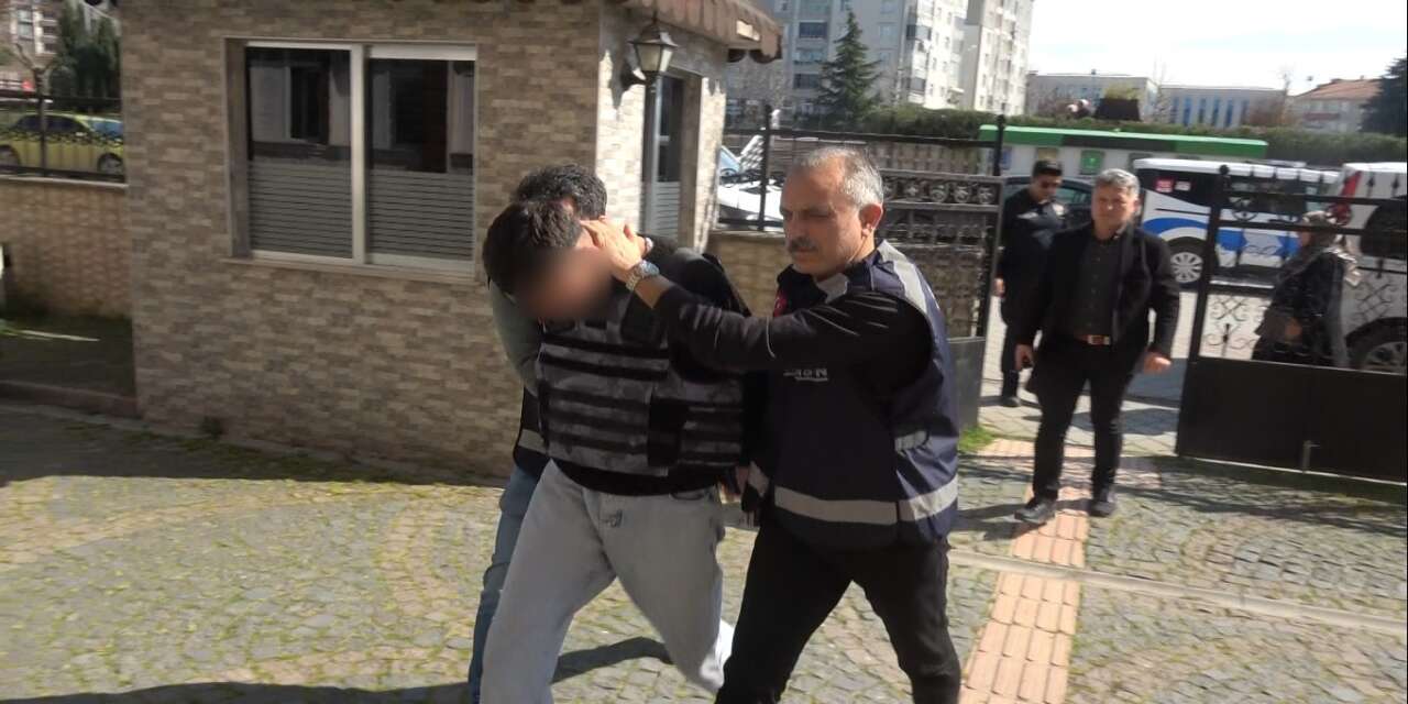 17 yaşındaki genç pompalı tüfekle girdiği evde cinayet işledi