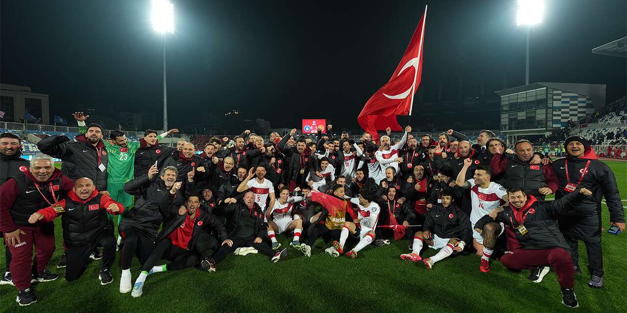 Dünya Kupası’ndaki Türkiye - Paraguay maçının saati değişti