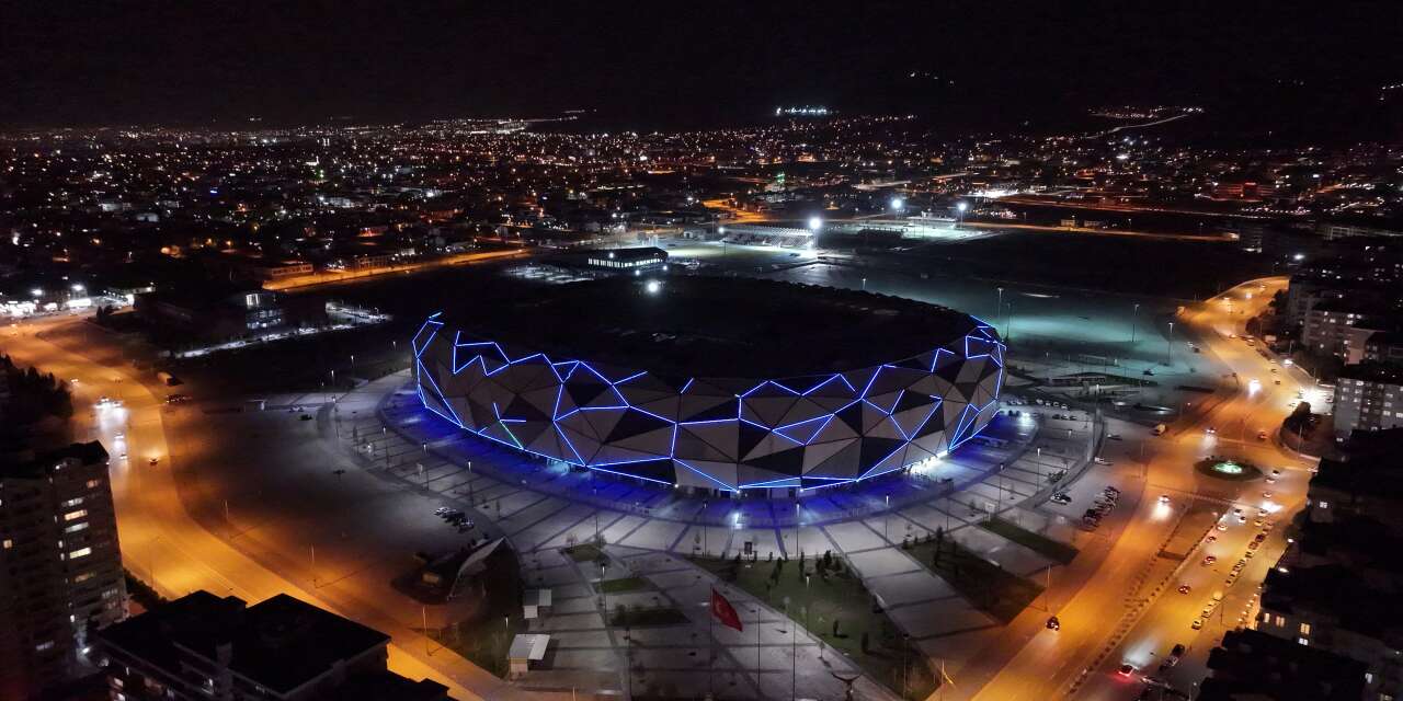 Konya Büyükşehir’den anlamlı hareket! Kent maviye büründü