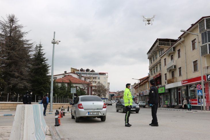 Konya'da drone ile sosyal mesafe denetimi