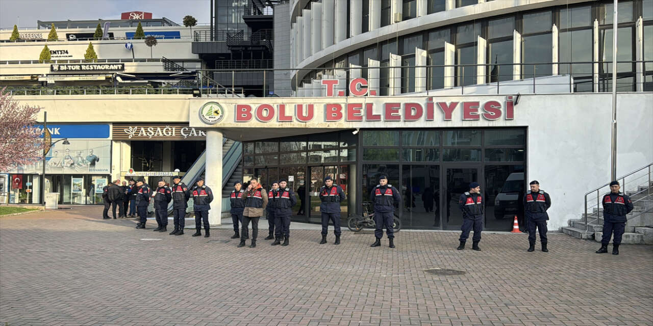 Jandarma Bolu Belediyesinde arama yaptı! 3 yeni gözaltı kararı