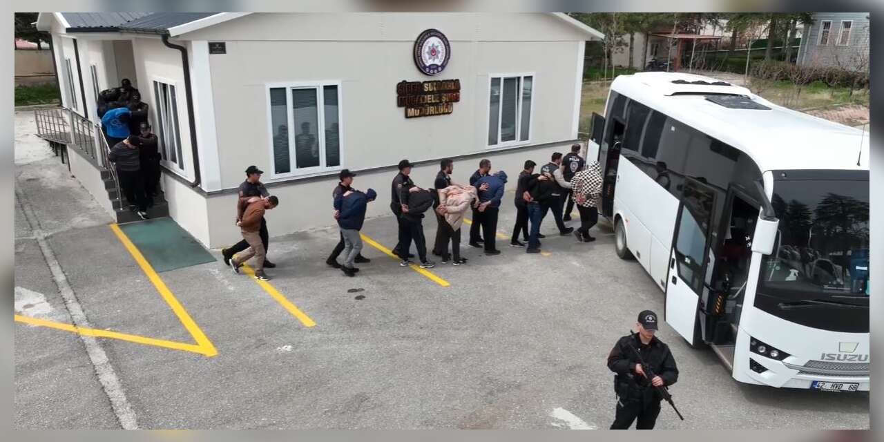 Konya’da doktoru 11 milyon lira dolandıran şebeke çökertildi