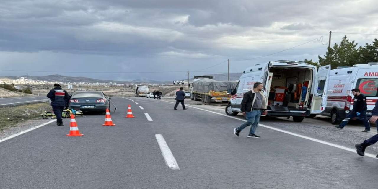 TIR - otomobil kazasında 2 yaşındaki çocuk hayatını kaybetti