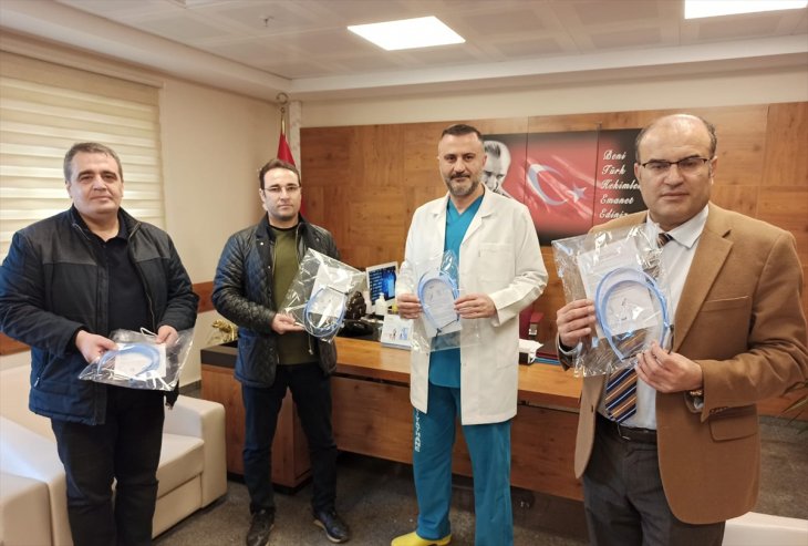 Akşehir'de üretilen siperlikler Devlet Hastanesine teslim edildi