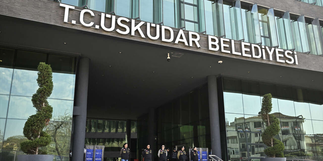 Üsküdar Belediyesi’ne rüşvet operasyonu! 20 gözaltı içinde Konyalı isimler de var