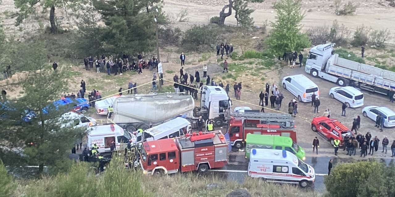 7 kişinin öldüğü TIR - işçi servisi kazasında kimlikler belli oldu