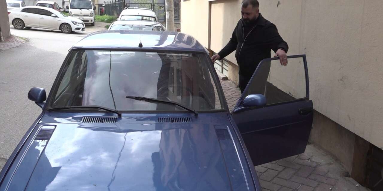 Böyle ilan görülmedi! Arabasını kola getirene verecek