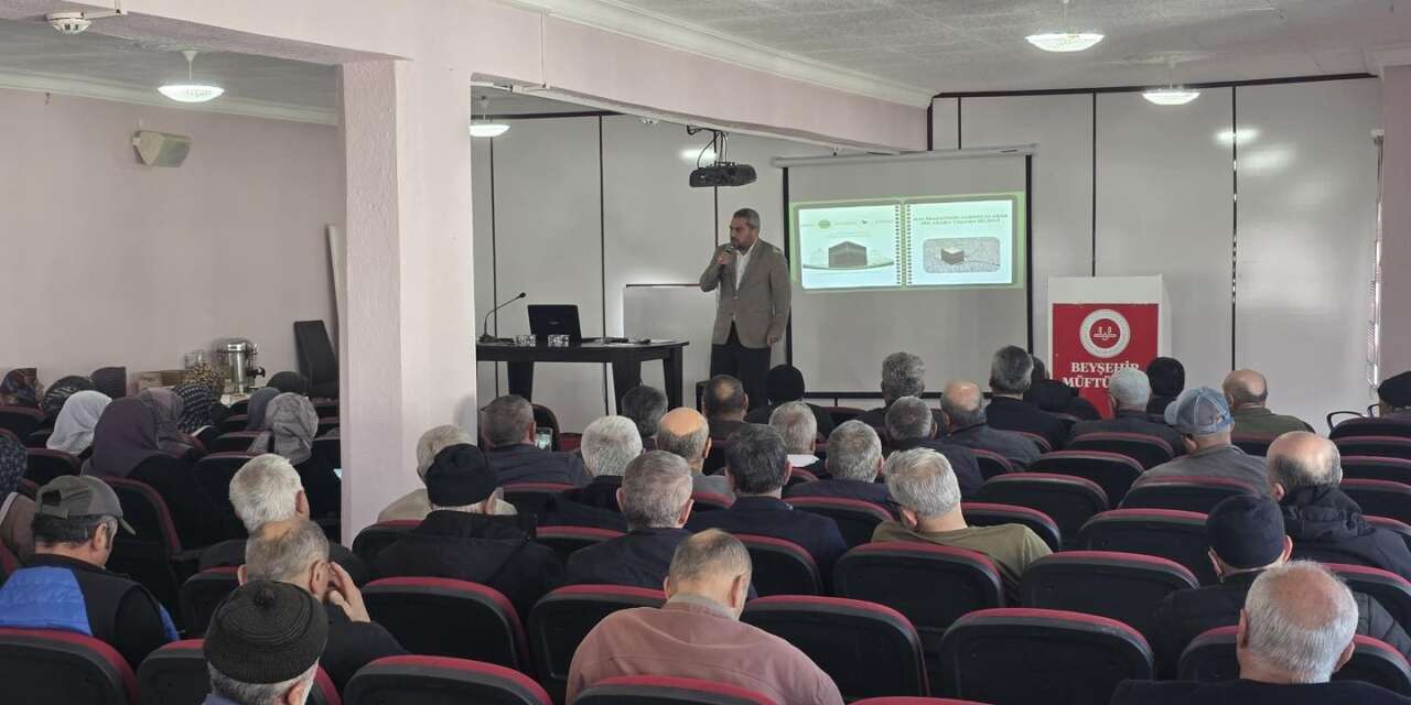 Konya’da kutsal topraklara hazırlık başladı! Hacı adayları bilgilendirildi