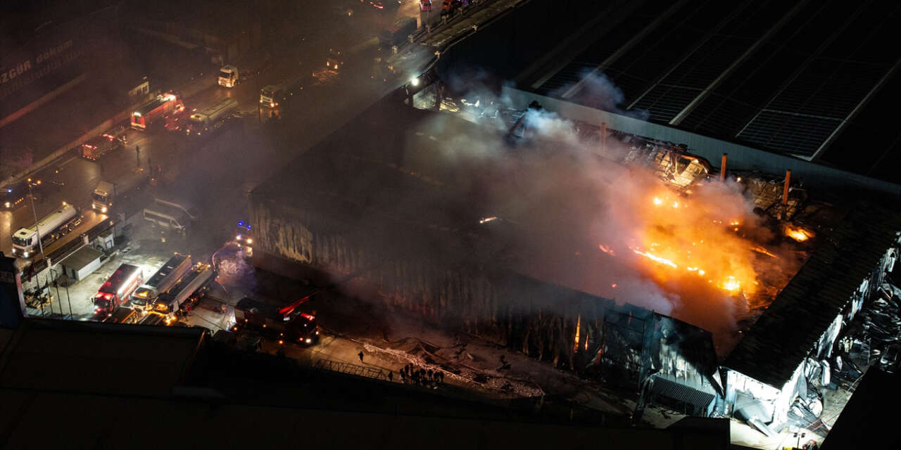 OSB’deki fabrikada çıkan yangın 5 saatte söndürüldü