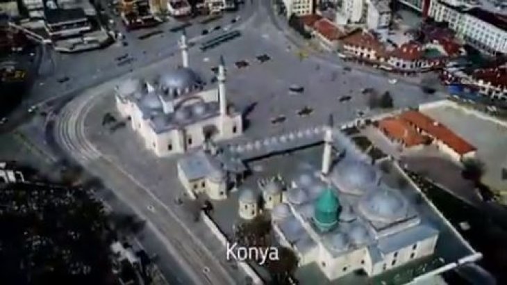 Bakan Koca: Bu filmin kahramanları günü evde geçirenlerdir