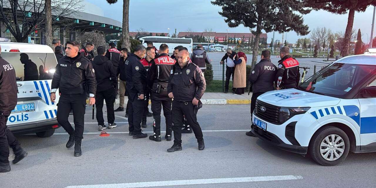 Otogarda evlilik kavgası! 8 gözaltı, 2 yaralı var