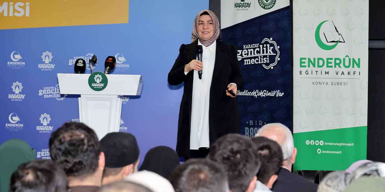 Konya’da umre ödüllü programın ikinci oturumu tamamlandı