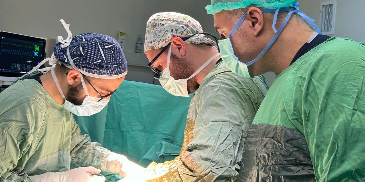 Asitli içecek içen kızın midesi delindi! Acil ameliyata alındı