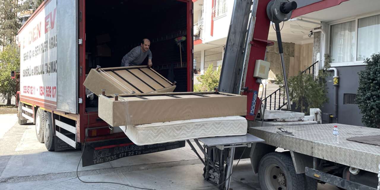 Korsan nakliyecilere dikkat! Ucuza anlaşıp “eşyanız fazla” diyerek fiyatı katlıyorlar