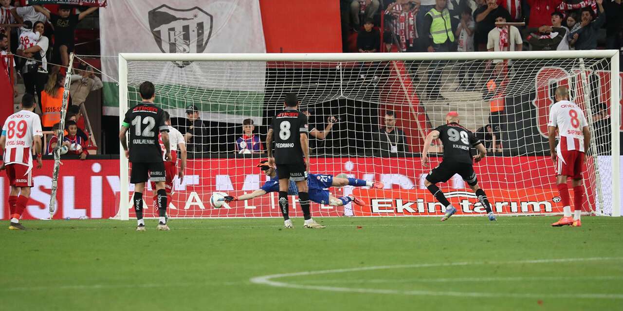 Konyaspor ile Antalyaspor 30. randevuda! Üstünlük Anadolu Kartalı’nda