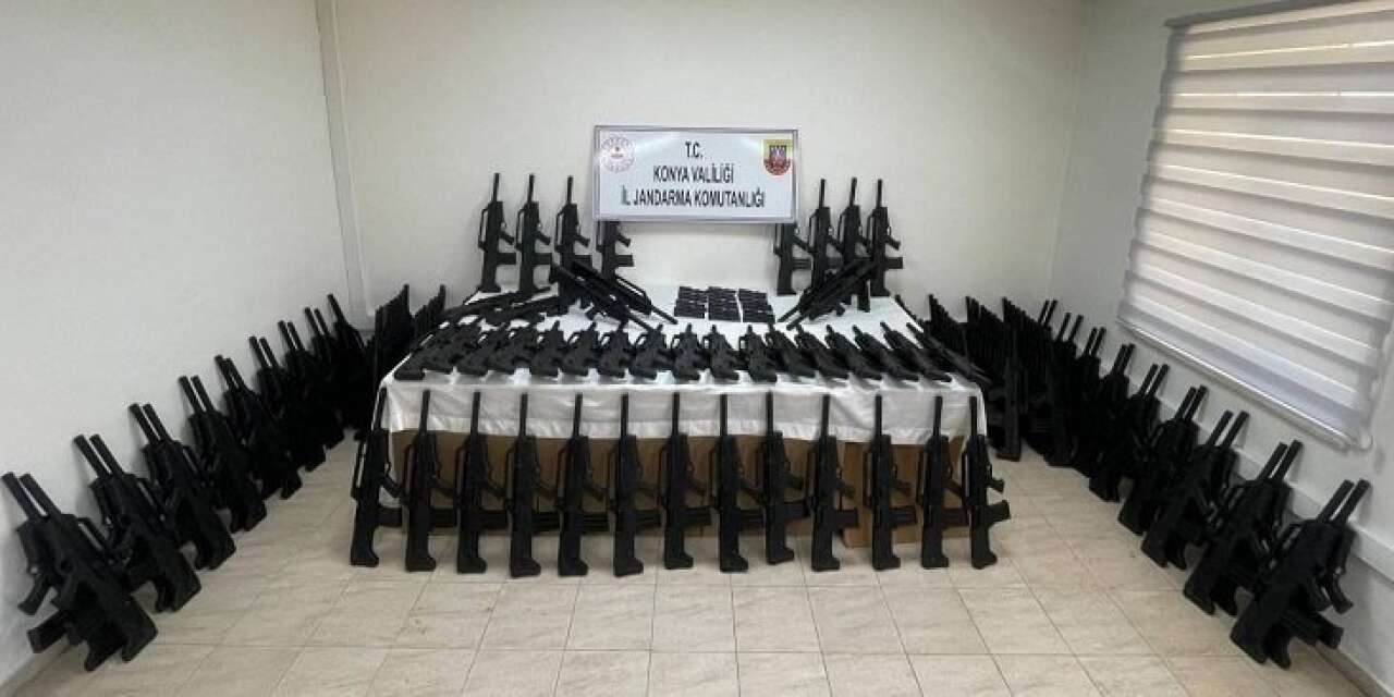 Silahlı katliamların gündemde olduğu dönemde Konya’da jandarmadan dikkat çeken operasyon