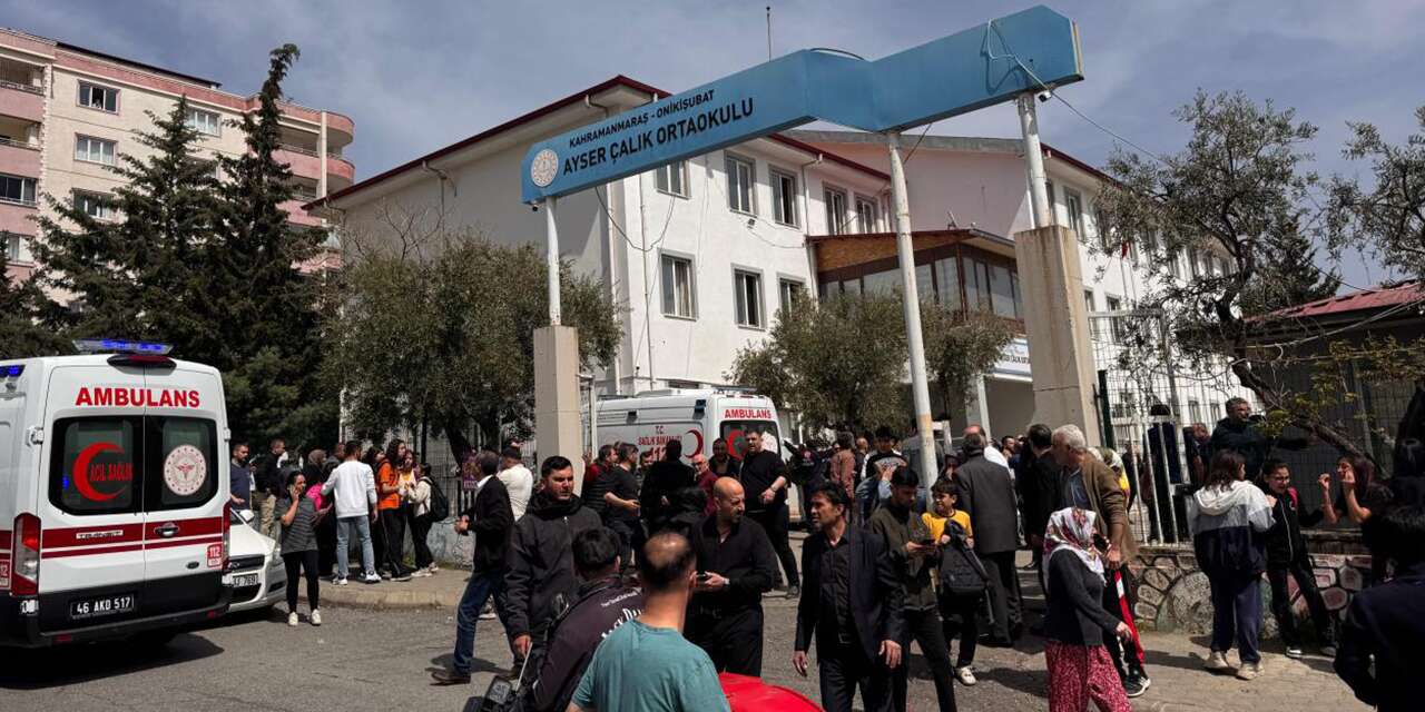 Sosyal medyadan bomba tehdidi! Lise öğrencisi tutuklandı, evinden çıkanlar şok etti