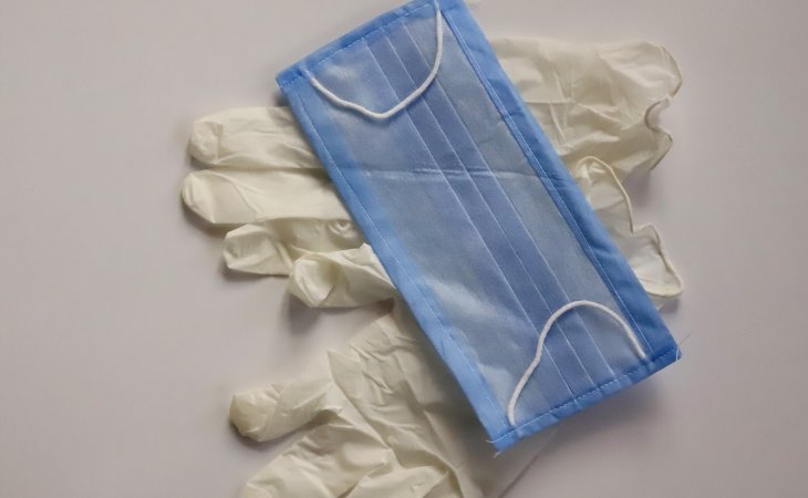 Önemli uyarı: Kullanılmış maskeleri ve eldivenleri yerlere atmayalım!