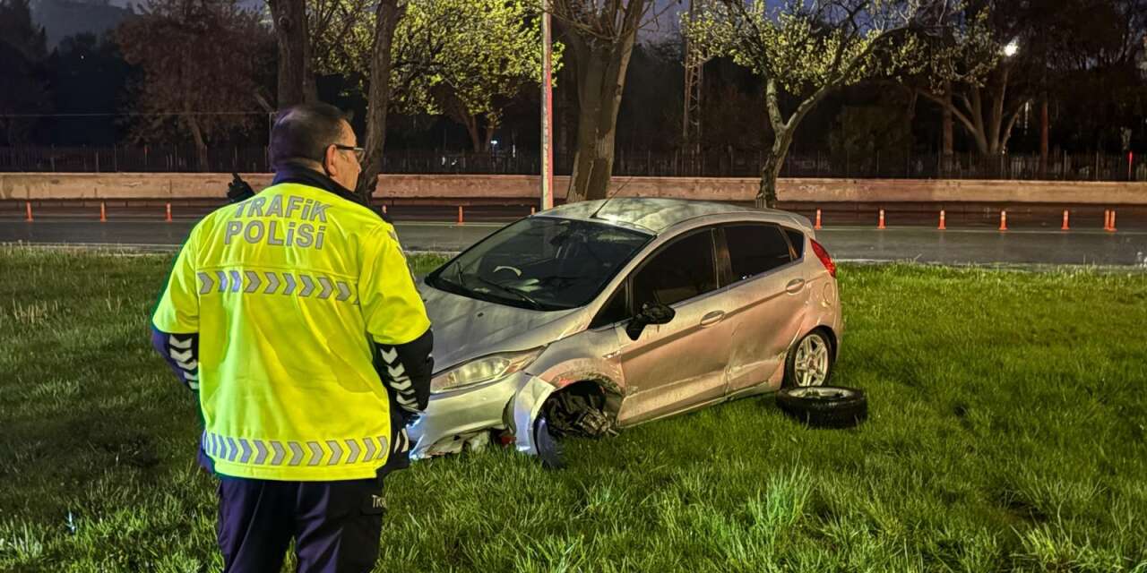 Kaza ihbarına giden ekipler sürücüyü bulamadı