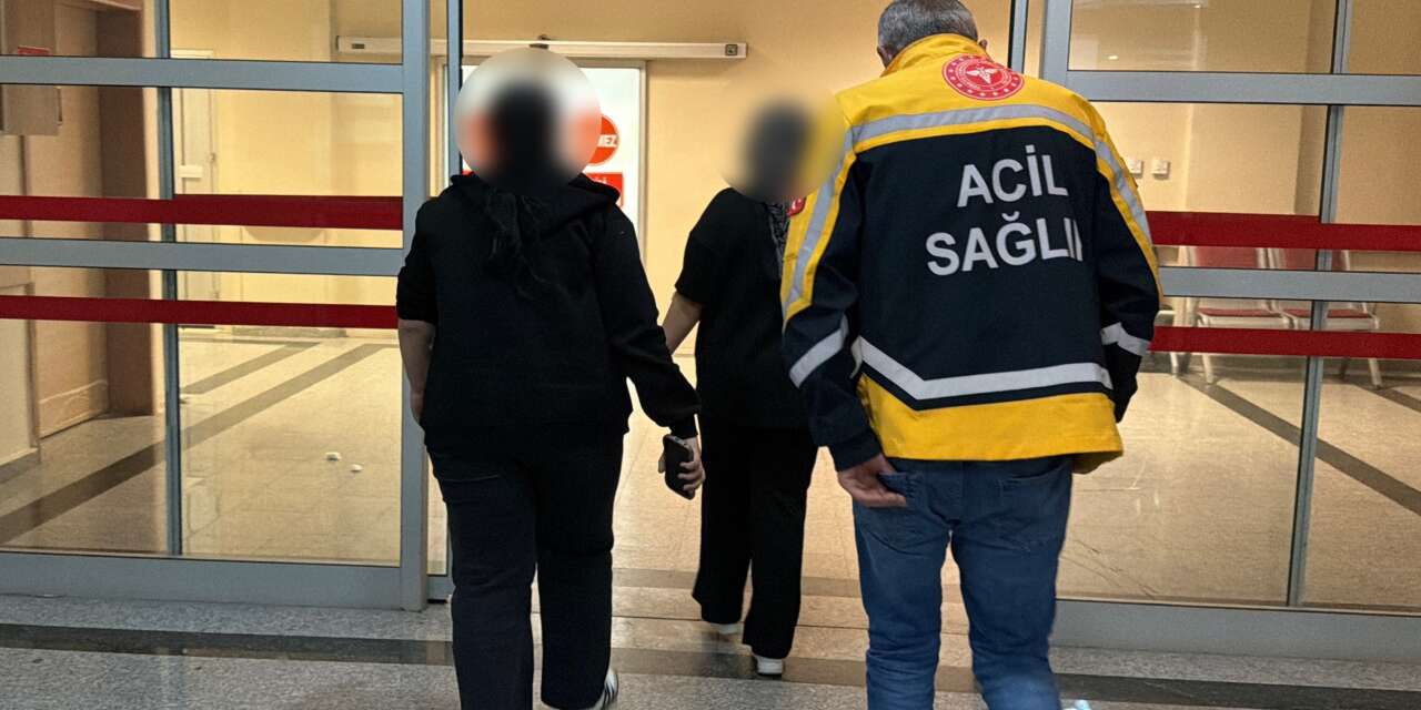 Marketten aldıkları yiyeceği yiyen 6 kız hastaneye kaldırıldı