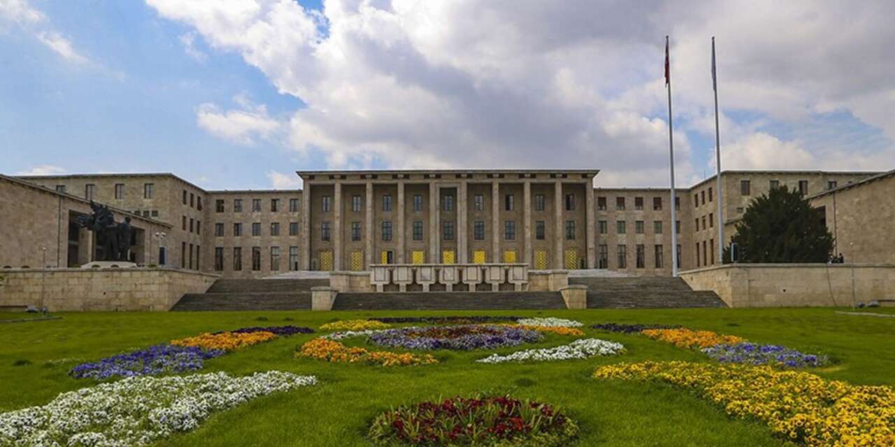 TBMM’de 23 Nisan coşkusu! Meclis 106. yılını özel programlarla kutlayacak