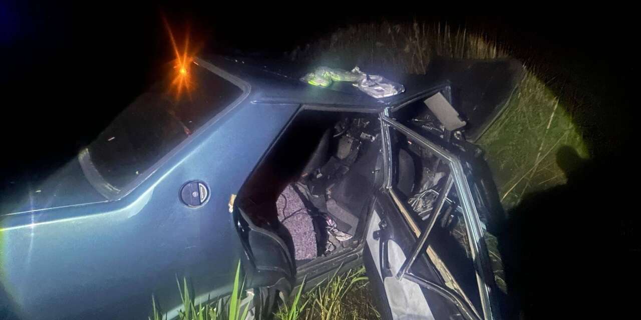 Otomobil kanala uçtu! 1’i çocuk 2 kişi öldü, 5 ağır yaralı var