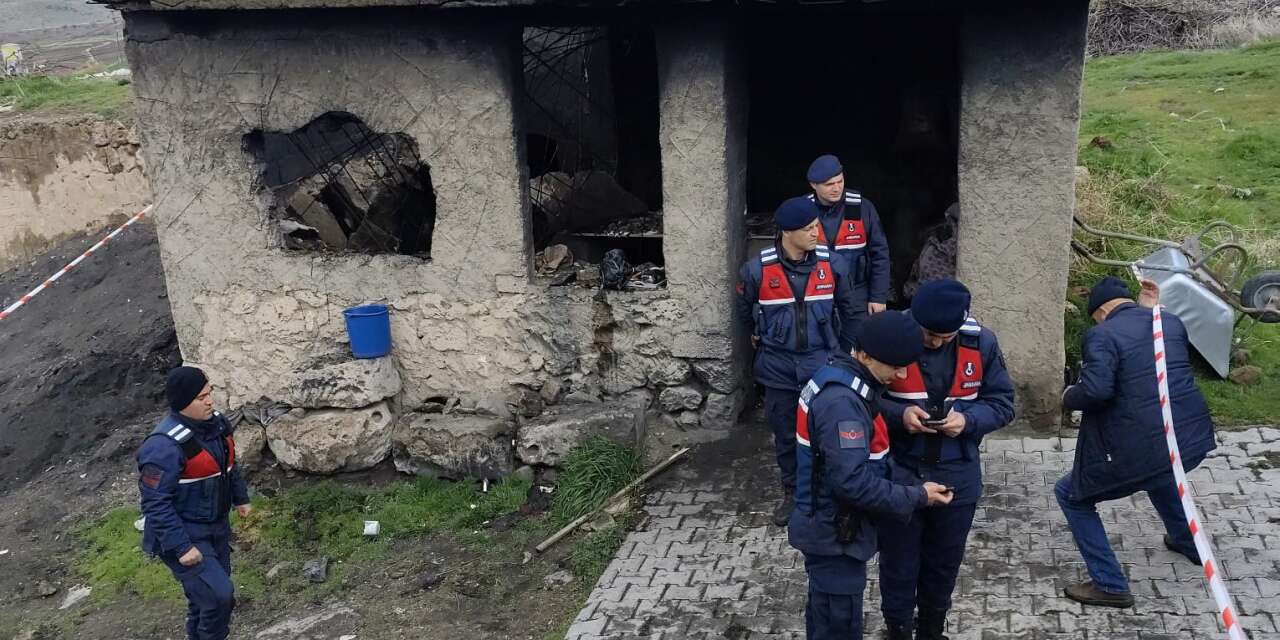 Ekmek fırını çöktü! Enkaz altında kalan kadın öldü